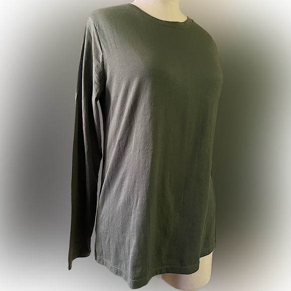 Long Sleeve Hunter Green T Shirt - Picture 2 of 2